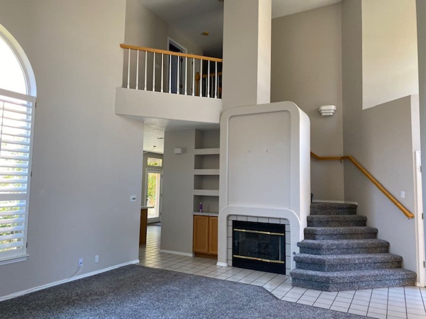 Albuquerque House: 11824 Caribou Ave NE