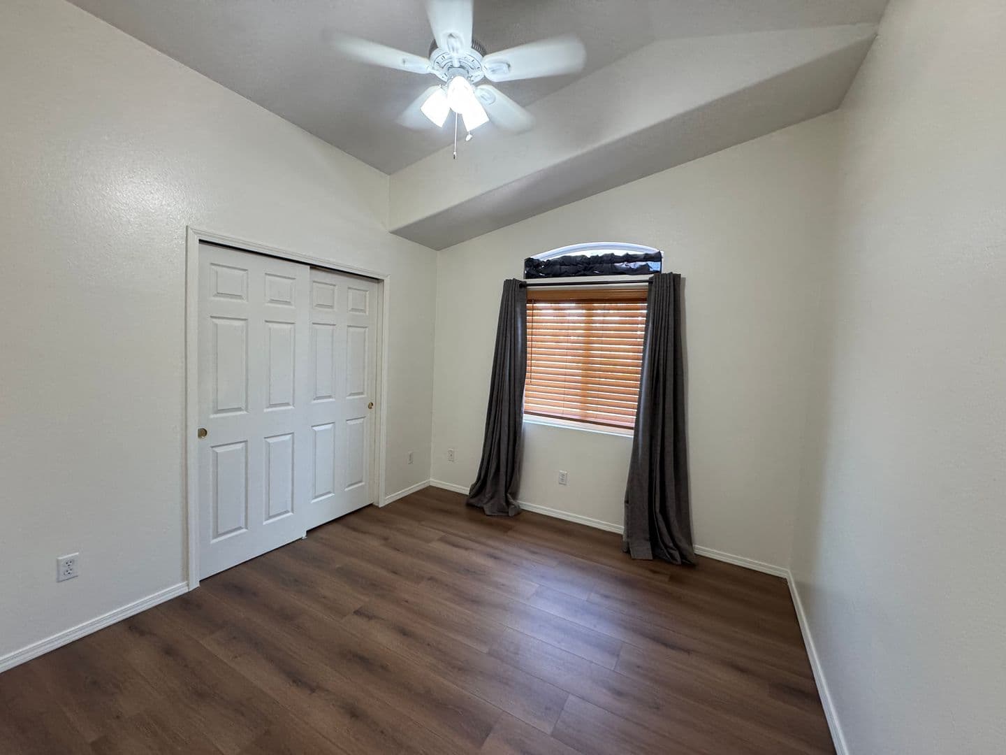Albuquerque House: 6140 Ursa Ave NW
