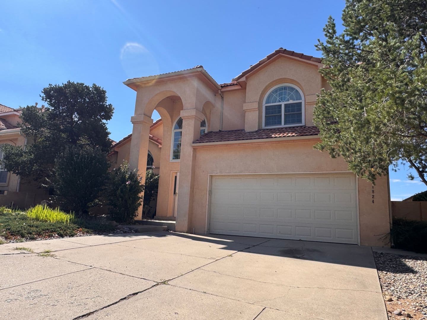 Albuquerque House: 11824 Caribou Ave NE