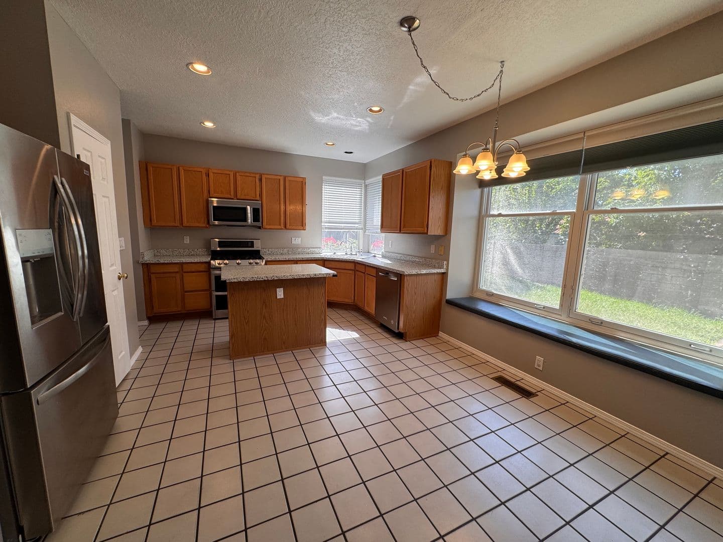 Albuquerque House: 11824 Caribou Ave NE