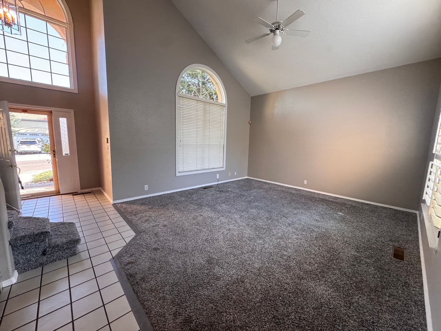 Albuquerque House: 11824 Caribou Ave NE