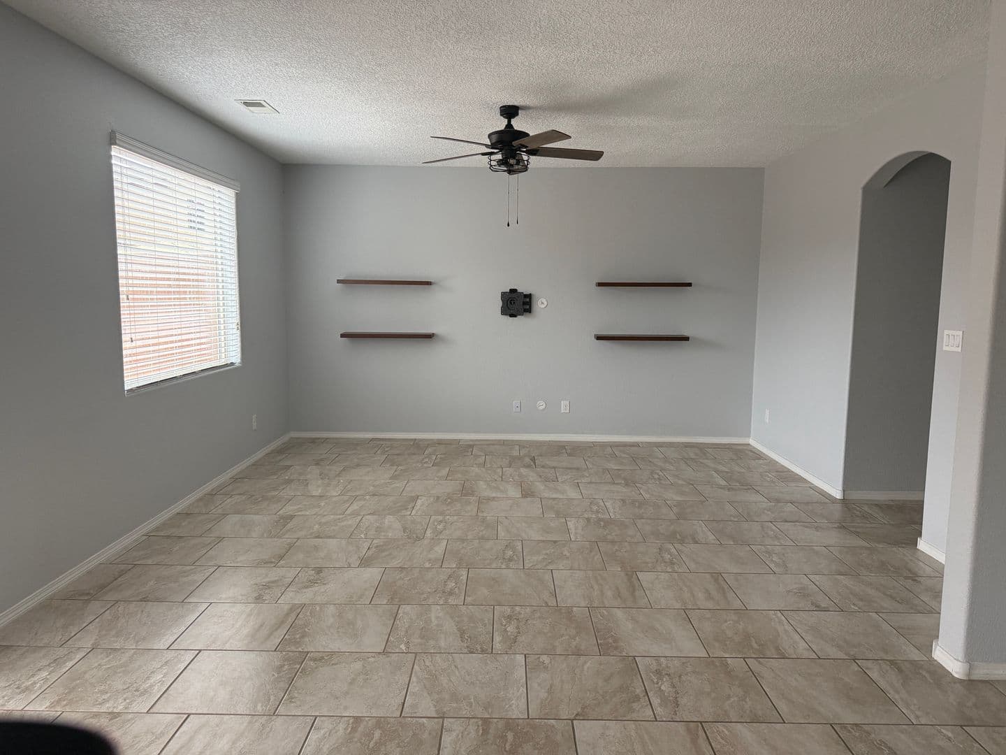 Albuquerque House: 5909 Mafraq Ave NW