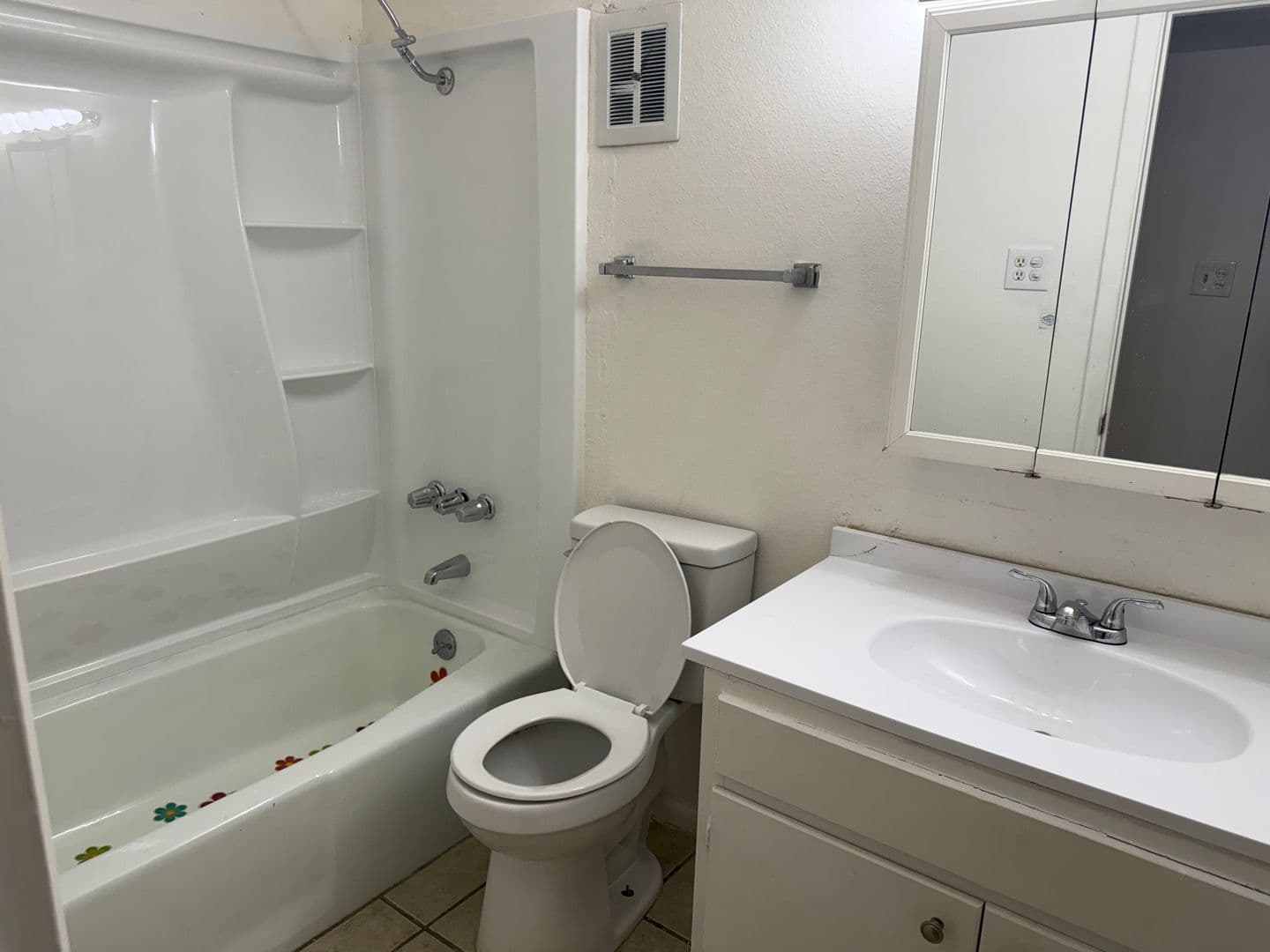Albuquerque House: 12029 Brentwood Hills NE