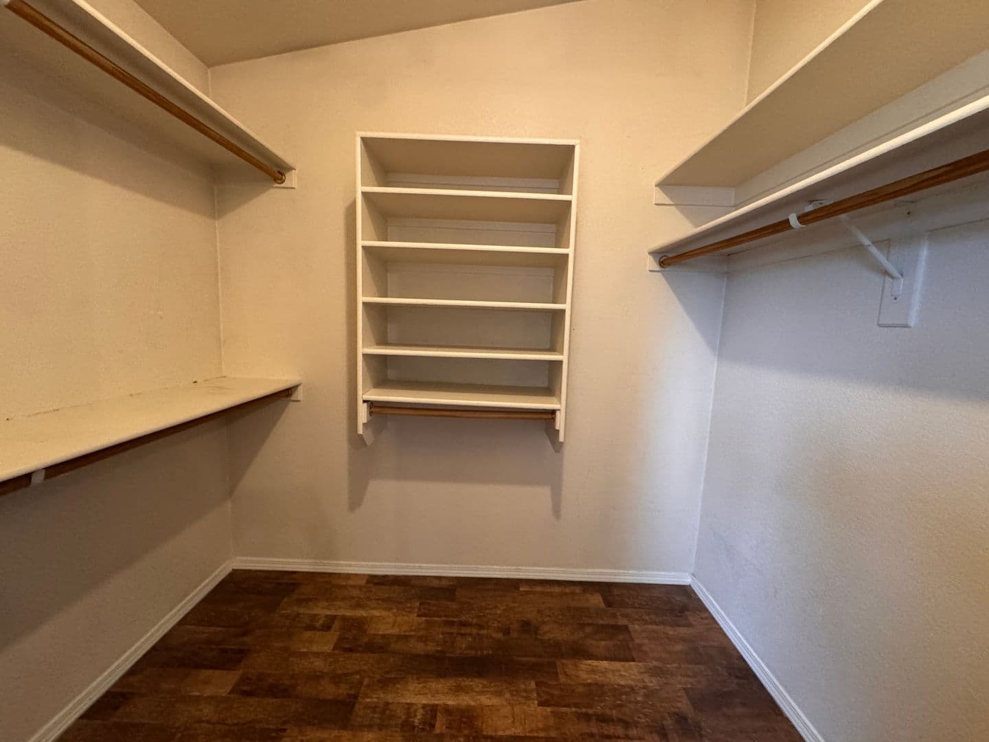 Albuquerque House: 6300 Verdi Way NW