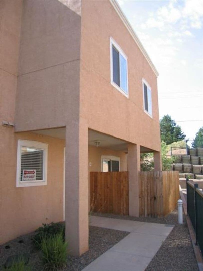 Albuquerque House: 4701 Morris NE #3703