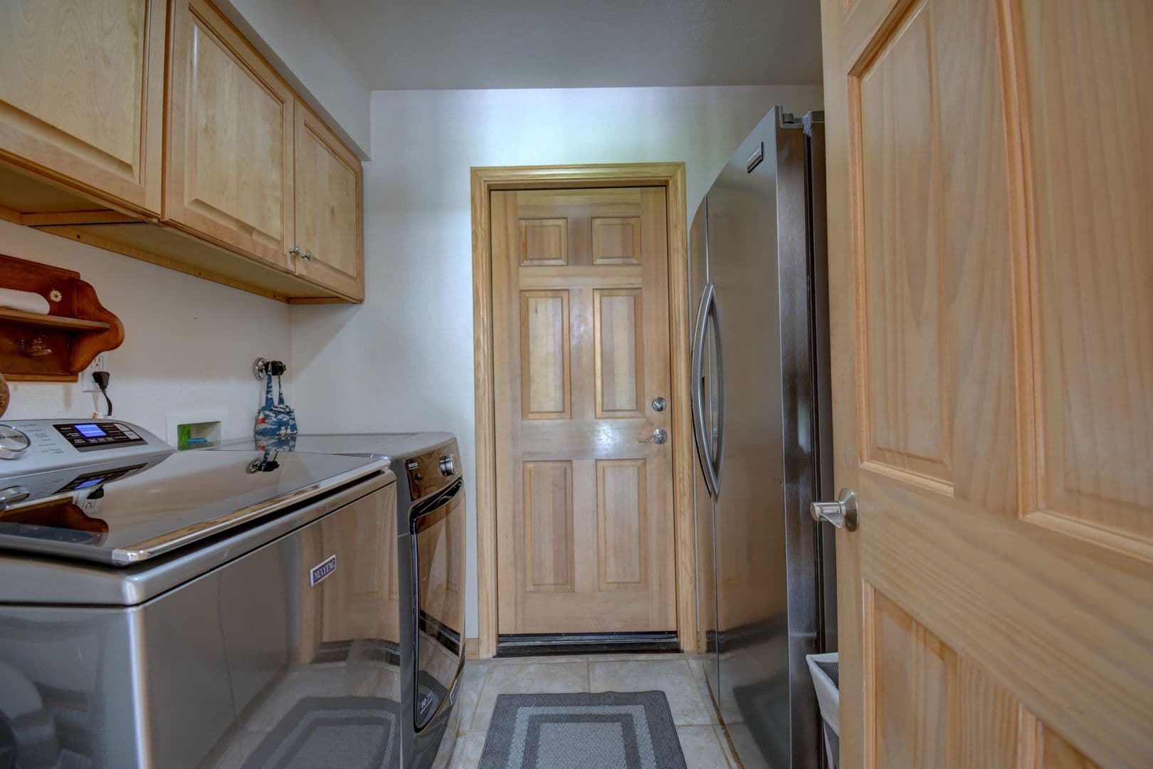 Albuquerque House: 3112 Camino de la Sierra NE