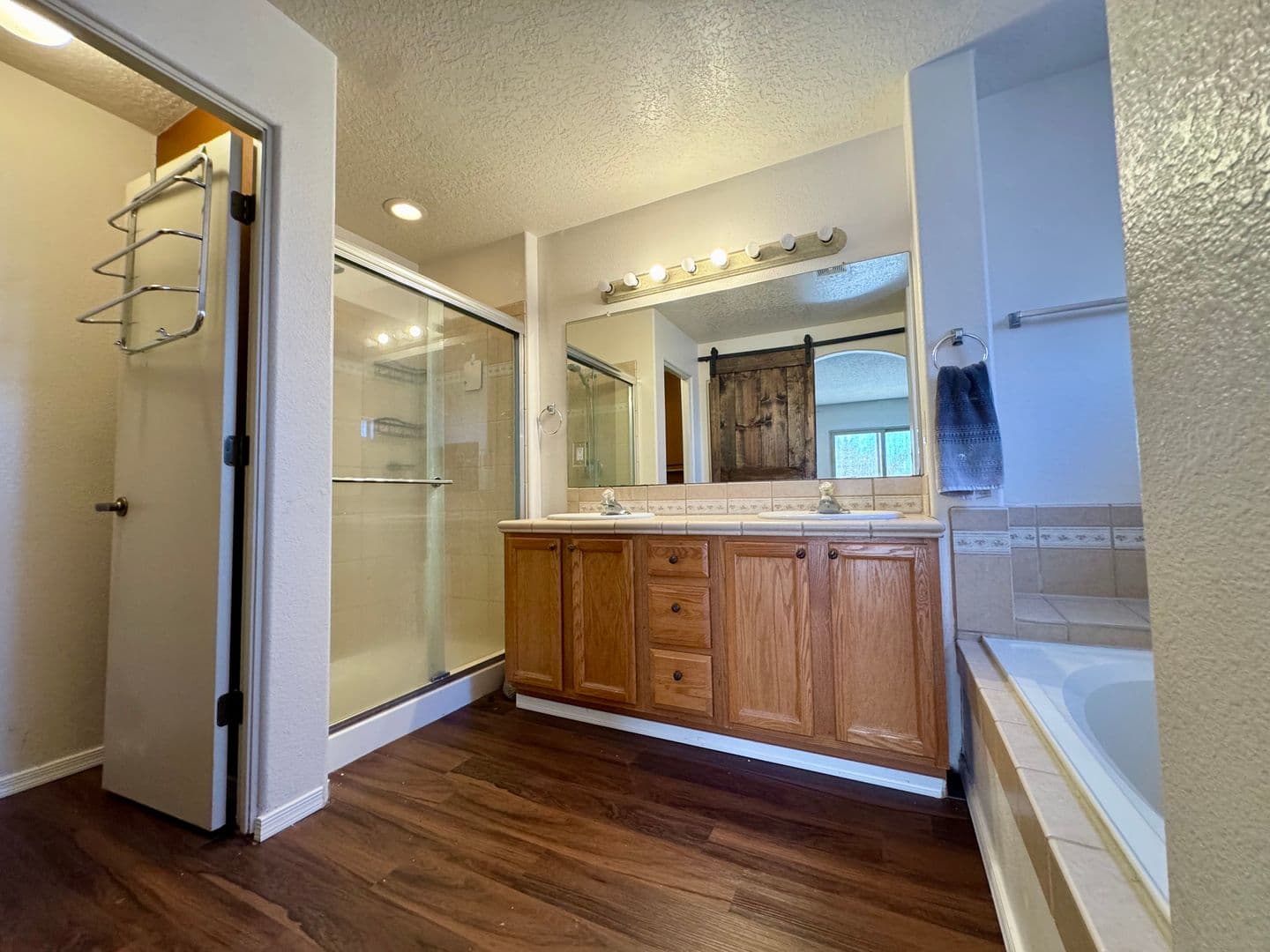 Albuquerque House: 10408 Toscana St NW