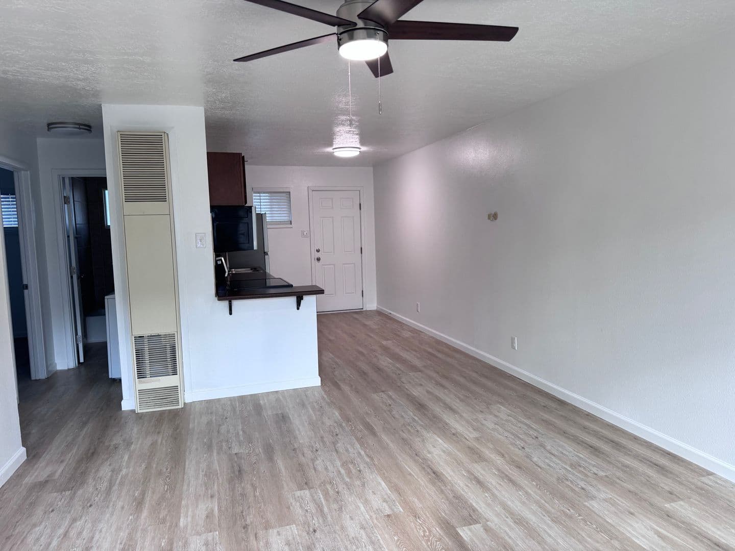Albuquerque Apartment: 9416  Candelaria Blvd NE