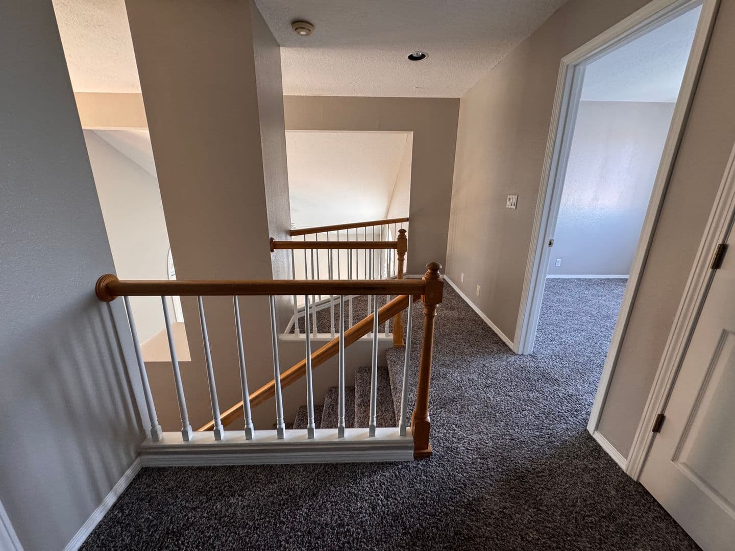 Albuquerque House: 11824 Caribou Ave NE