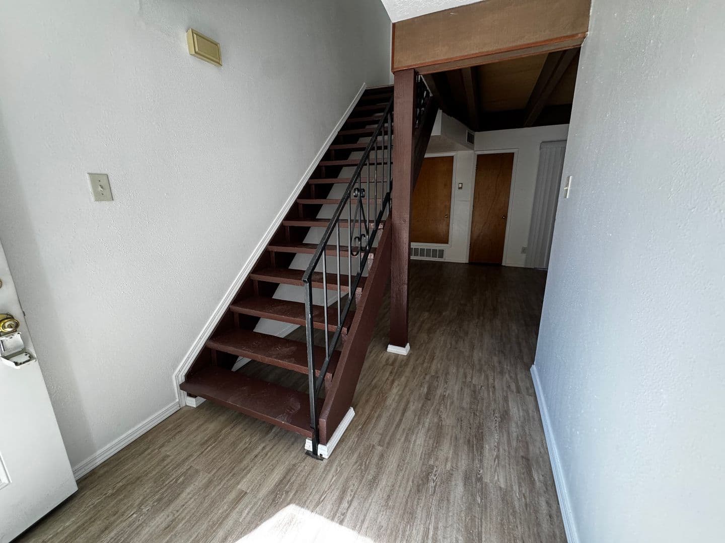 Albuquerque Apartment: 13309 Fruit Ave NE