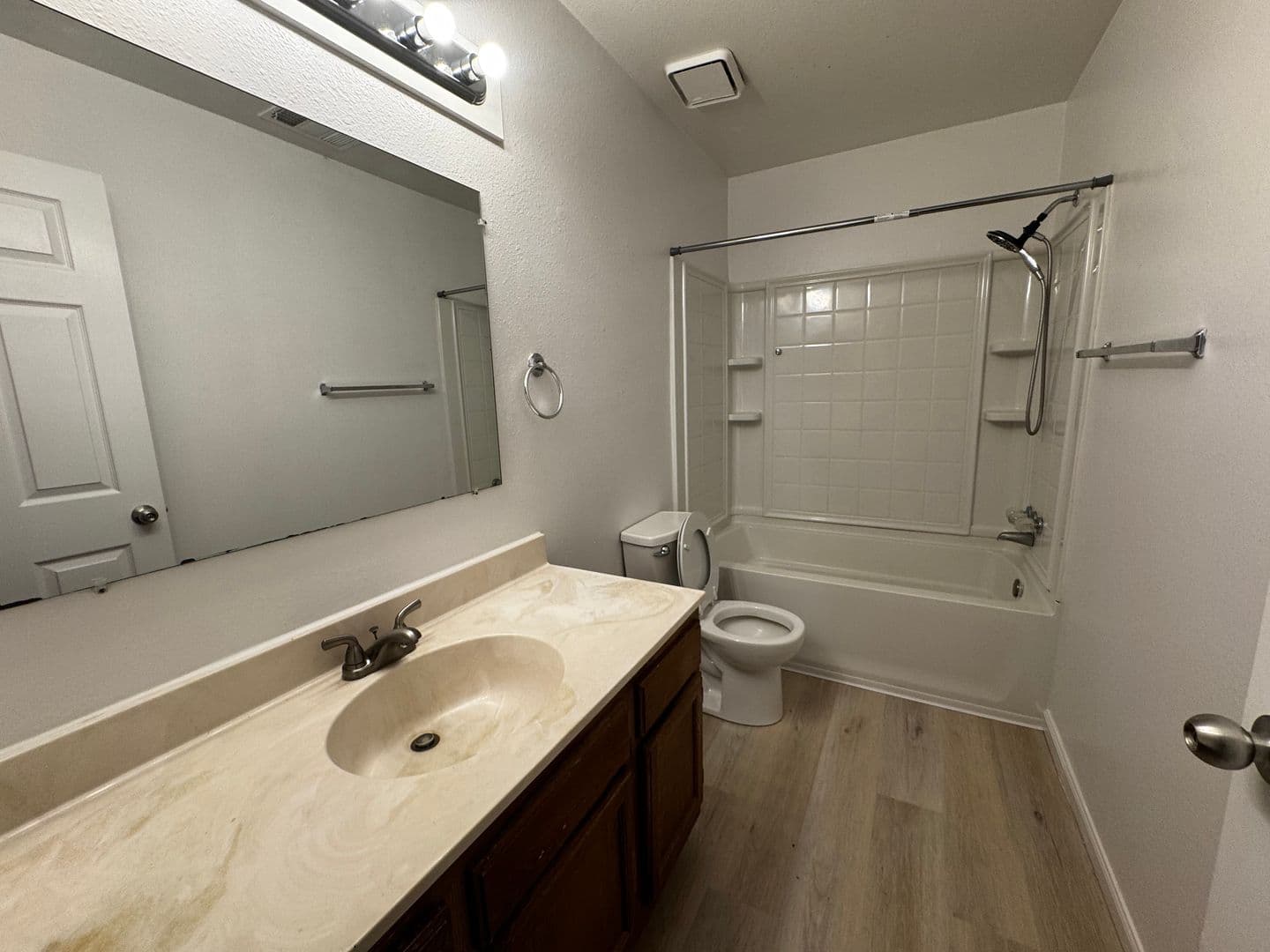 Rio Rancho House: 2261 Green Lake Rd NE