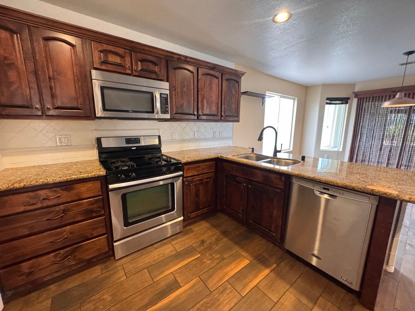 Albuquerque House: 6300 Verdi Way NW