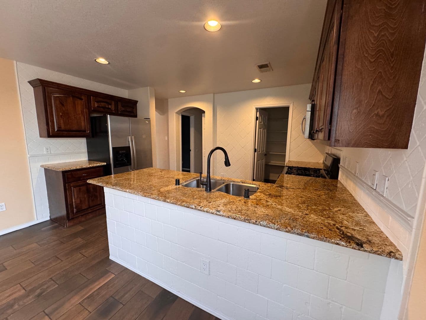 Albuquerque House: 6300 Verdi Way NW