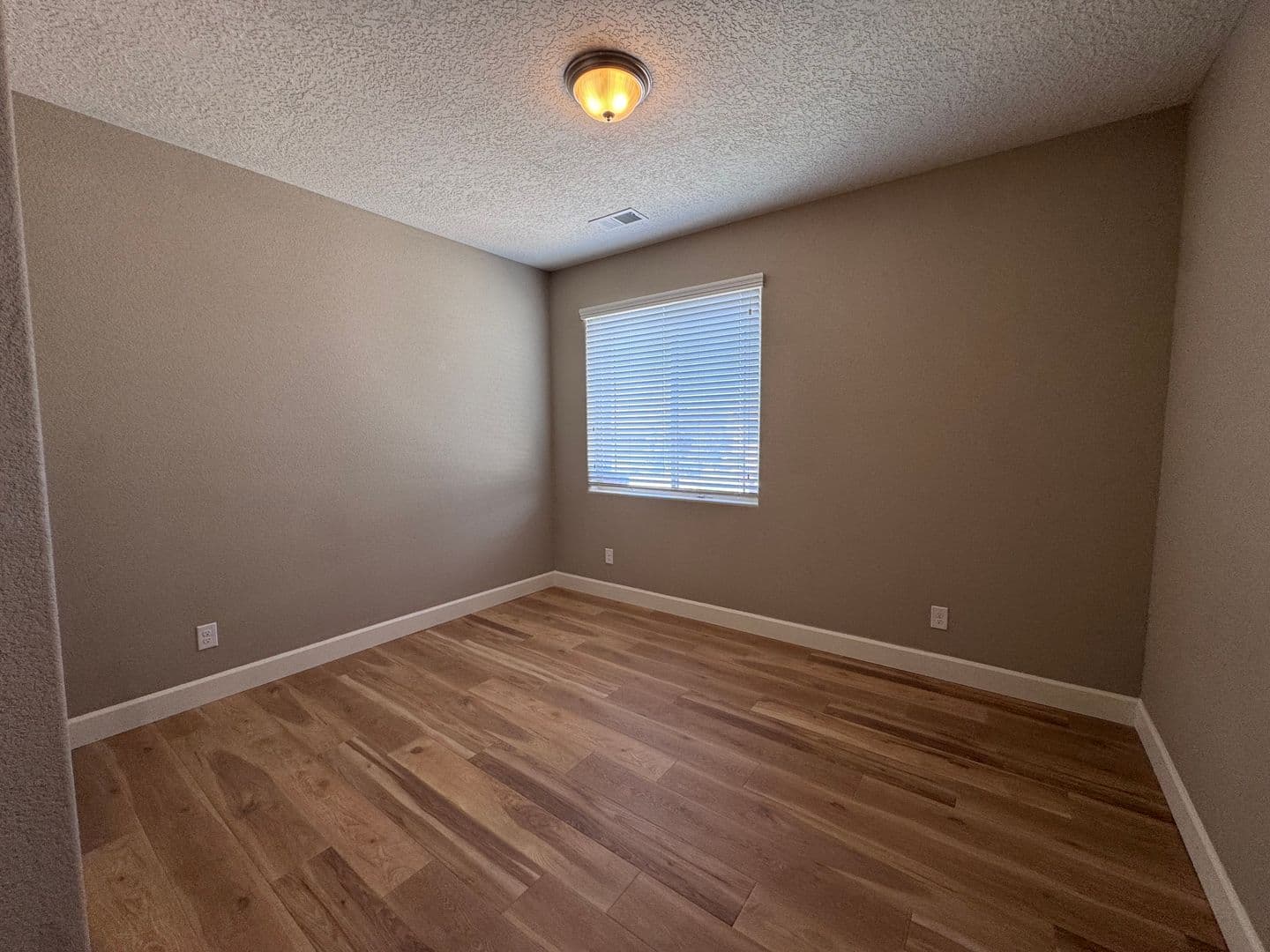 Albuquerque House: 1504 Barbaro Dr SE