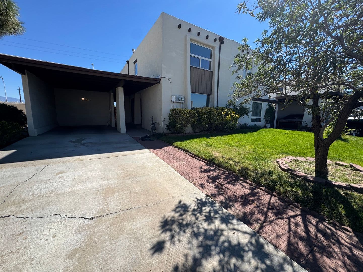 Albuquerque House: 58 Calle Monte Aplanado NW