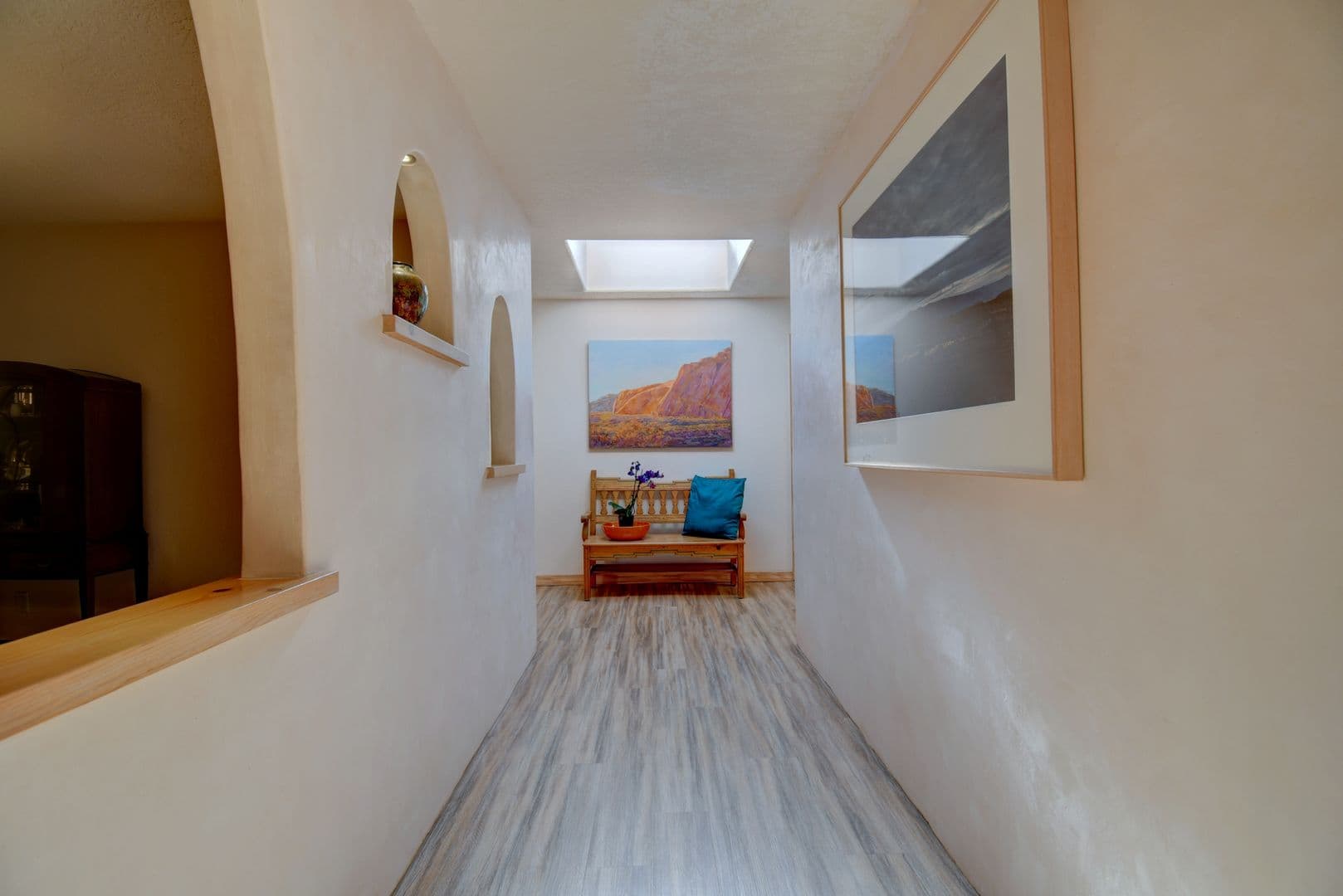 Albuquerque House: 3112 Camino de la Sierra NE