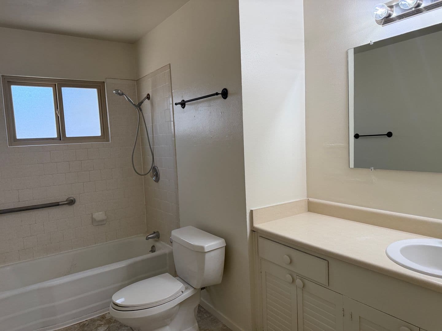 Albuquerque House: 1404 Gretta St. NE
