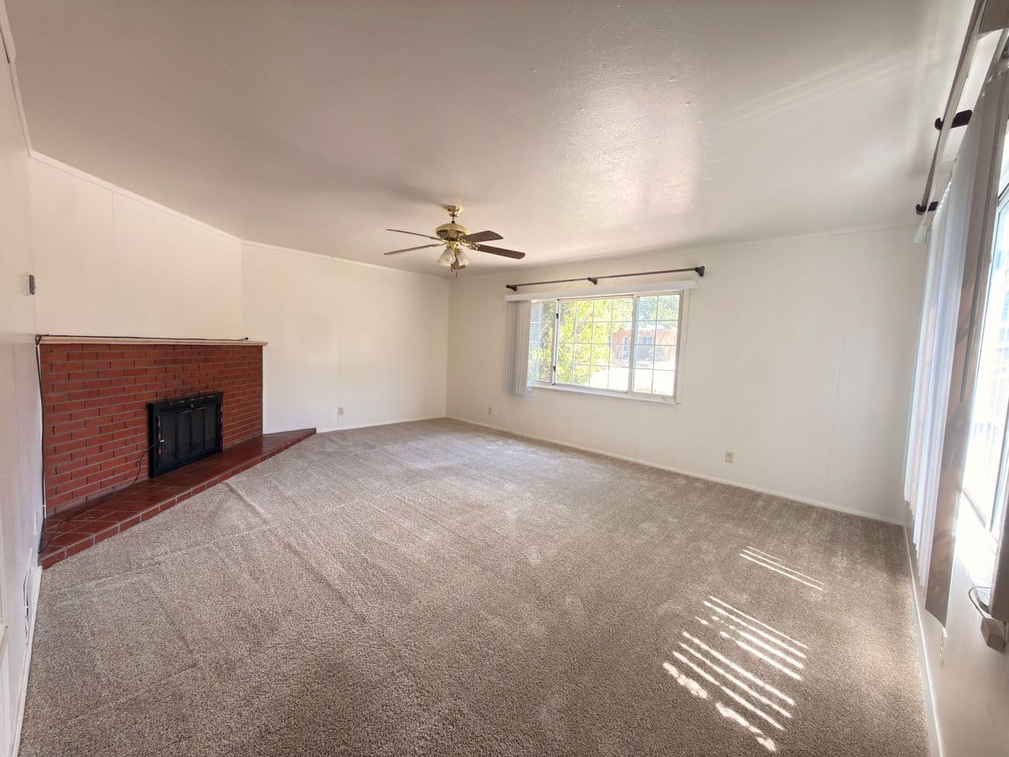 Albuquerque House: 1831 Childers Dr NE