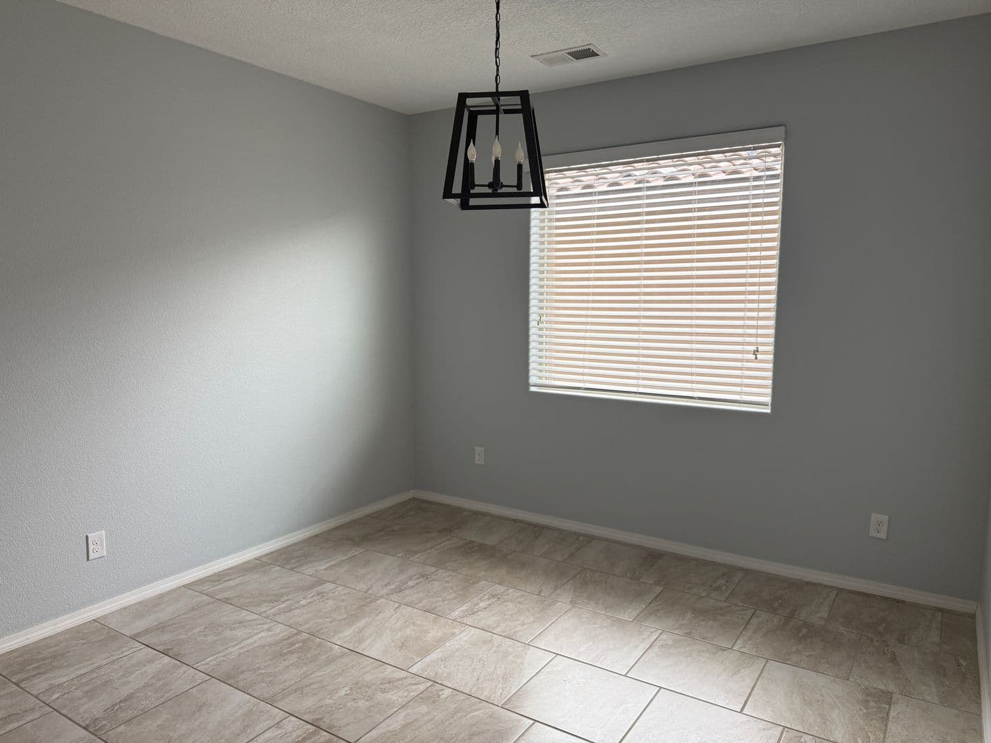 Albuquerque House: 5909 Mafraq Ave NW
