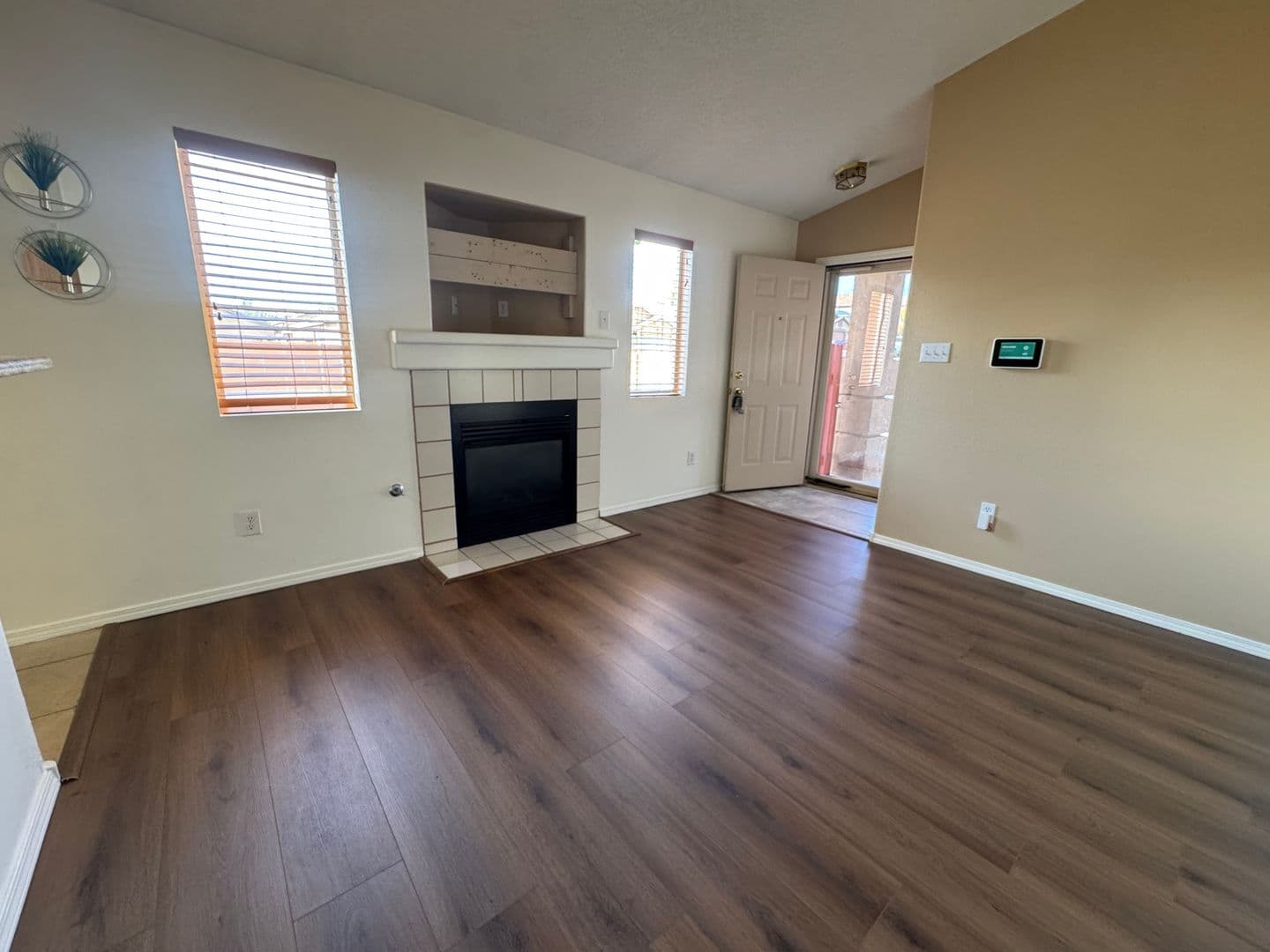 Albuquerque House: 6140 Ursa Ave NW