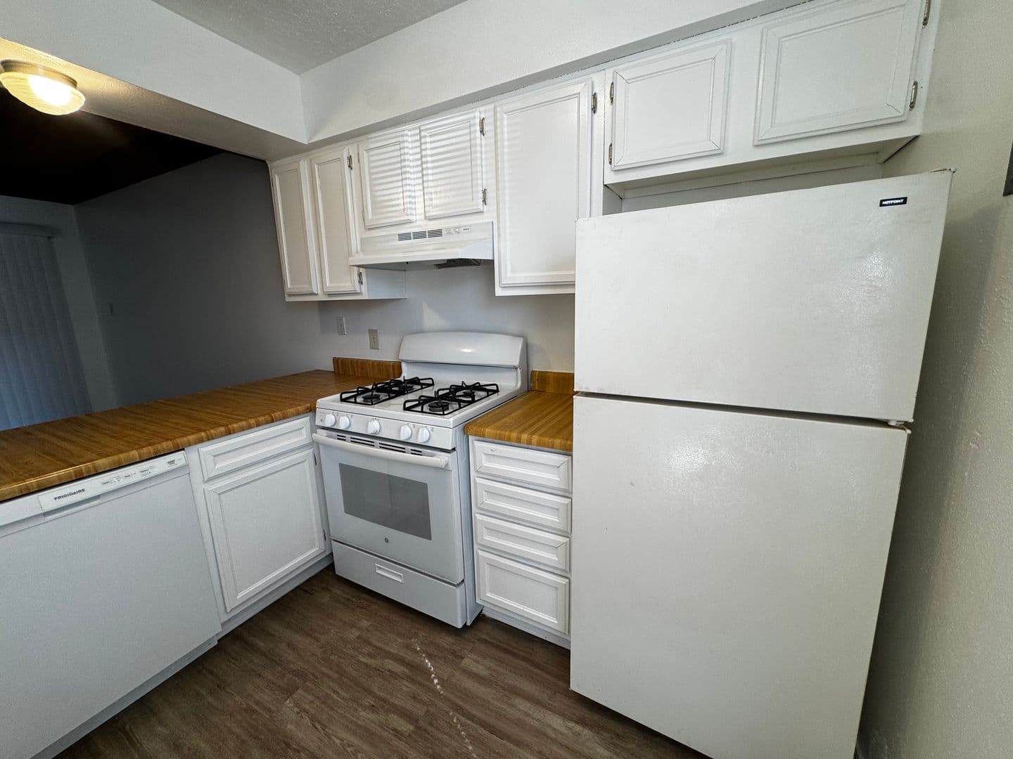 Albuquerque Apartment: 13309 Fruit Ave NE