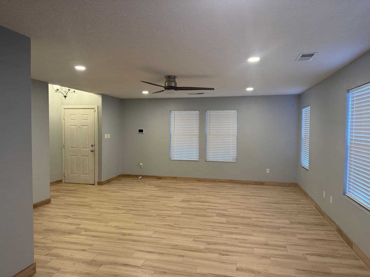 Albuquerque House: 4115 Rowe Ave NW
