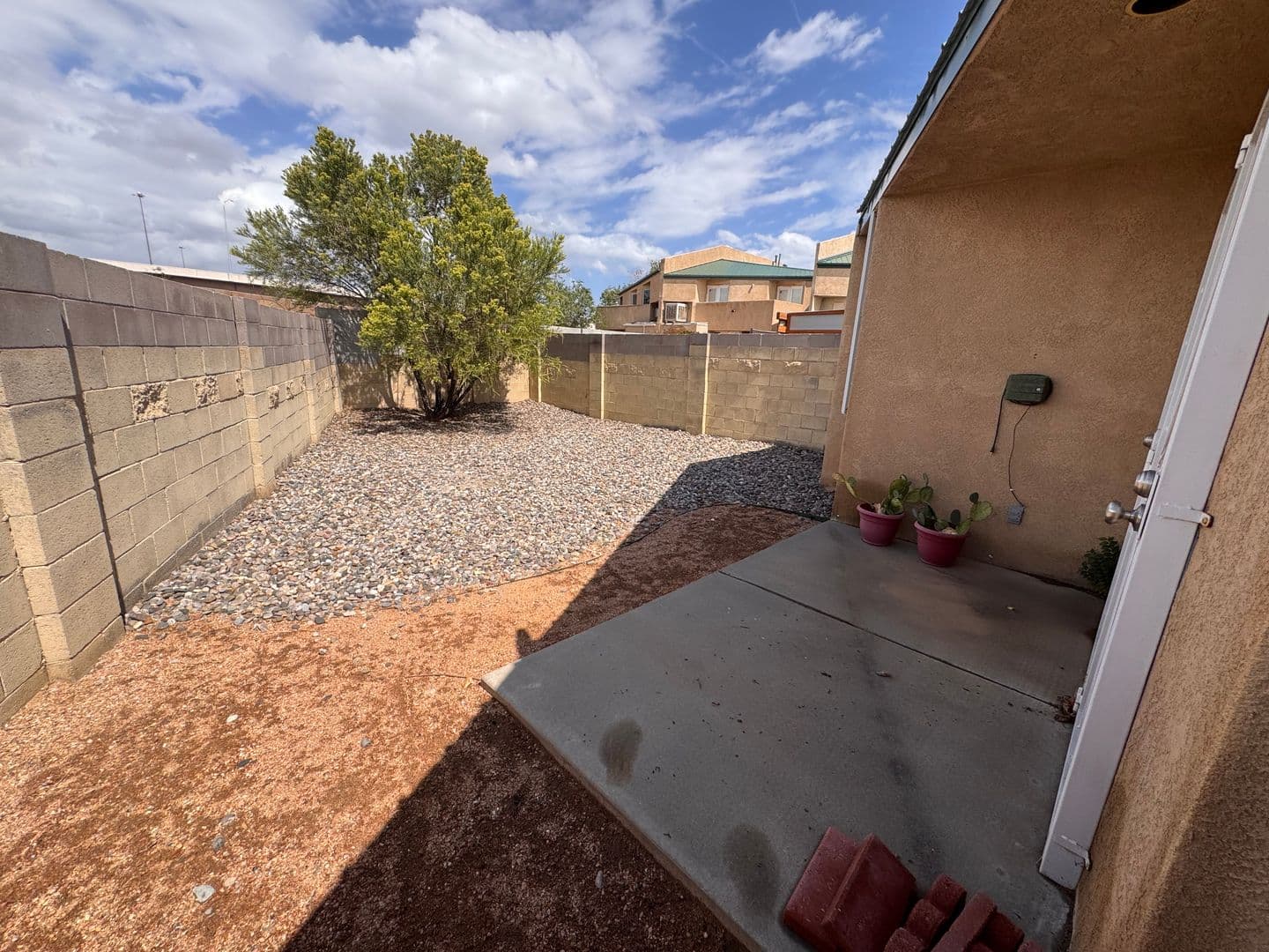 Albuquerque House: 5615 Del Oeste Dr NW