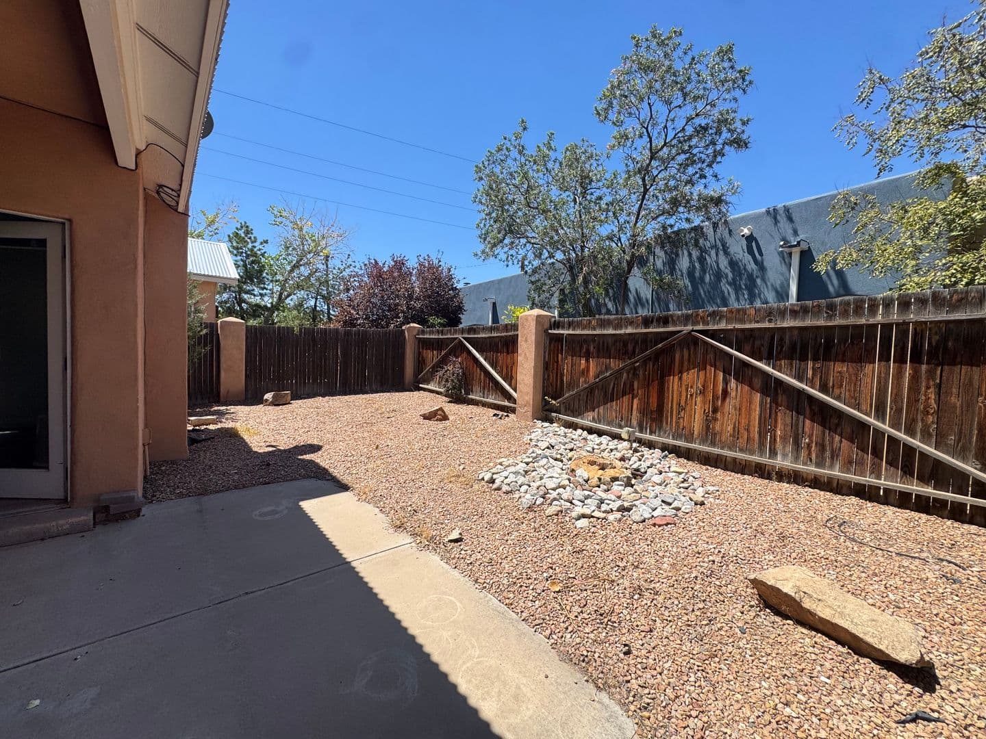 Albuquerque House: 1005 15th St NW