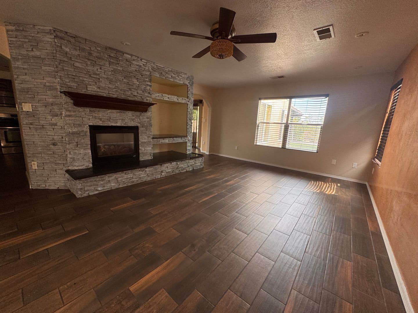 Albuquerque House: 6300 Verdi Way NW