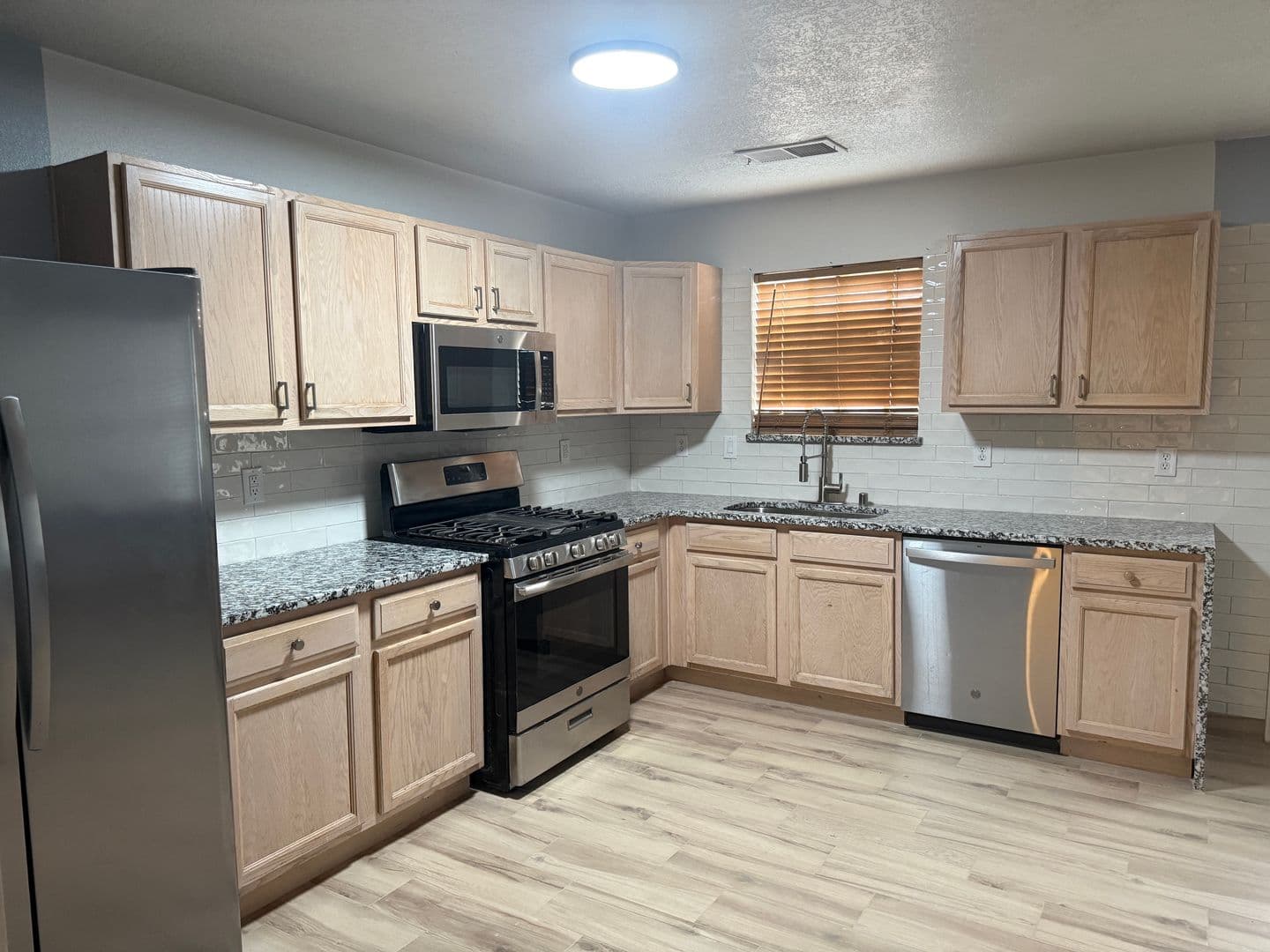 Albuquerque House: 4115 Rowe Ave NW