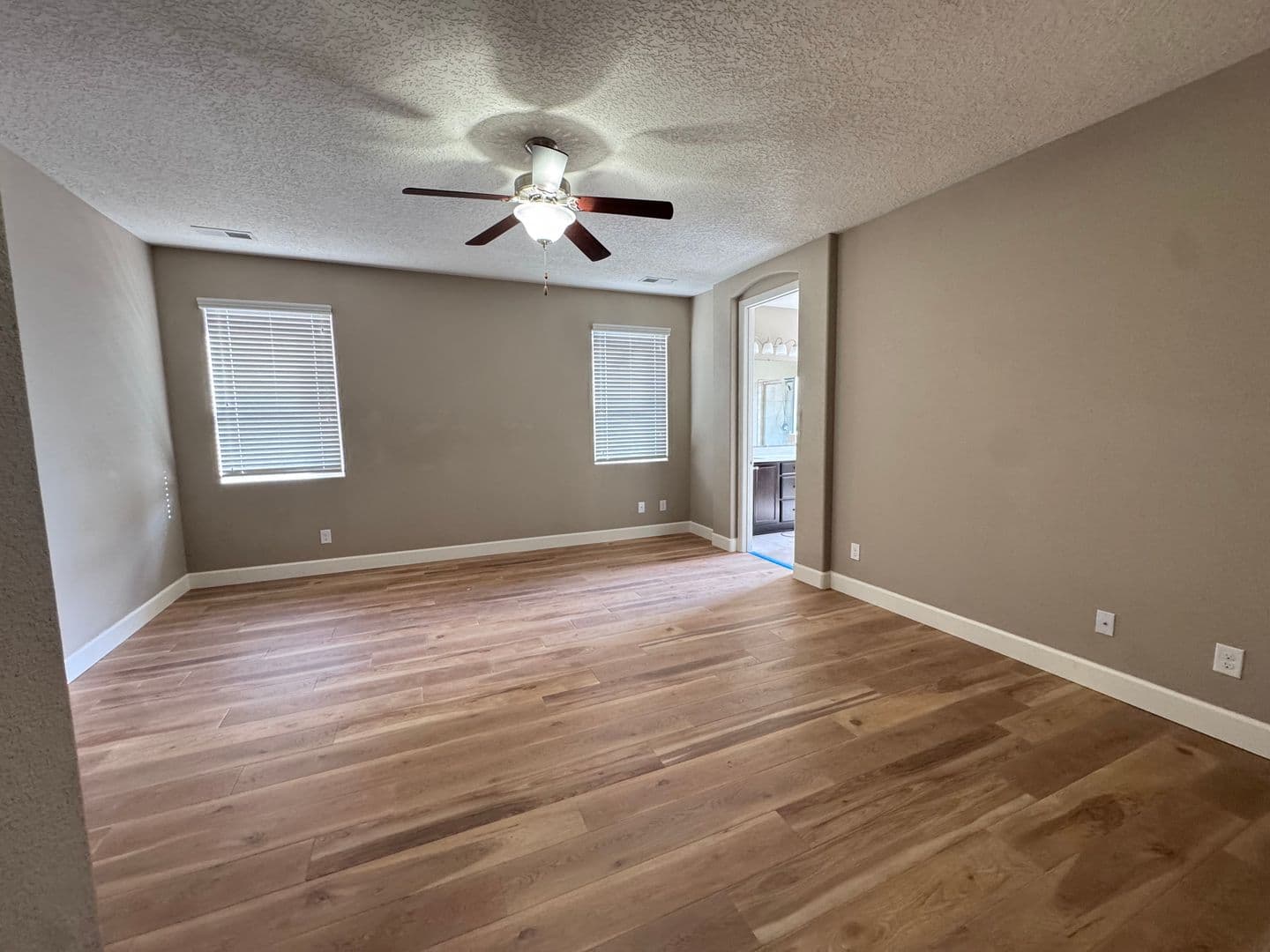 Albuquerque House: 1504 Barbaro Dr SE