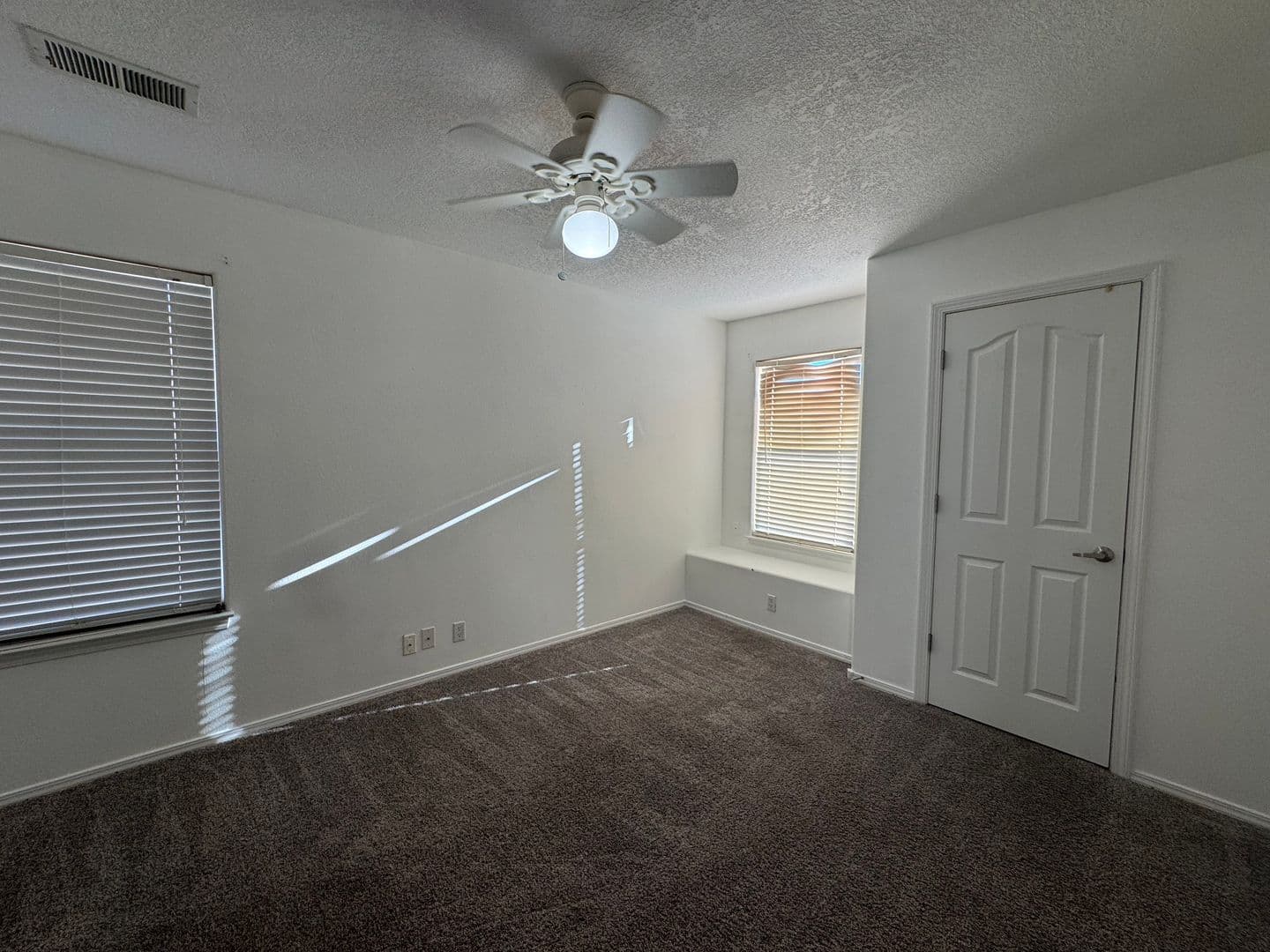 Rio Rancho House: 4924 Sundance Ct NE