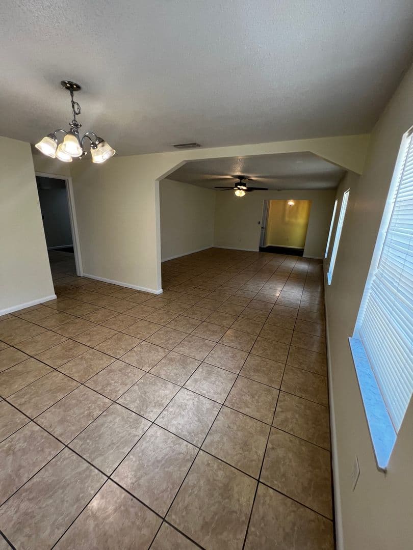 Ft Pierce House: 1024 Jamaica Avenue