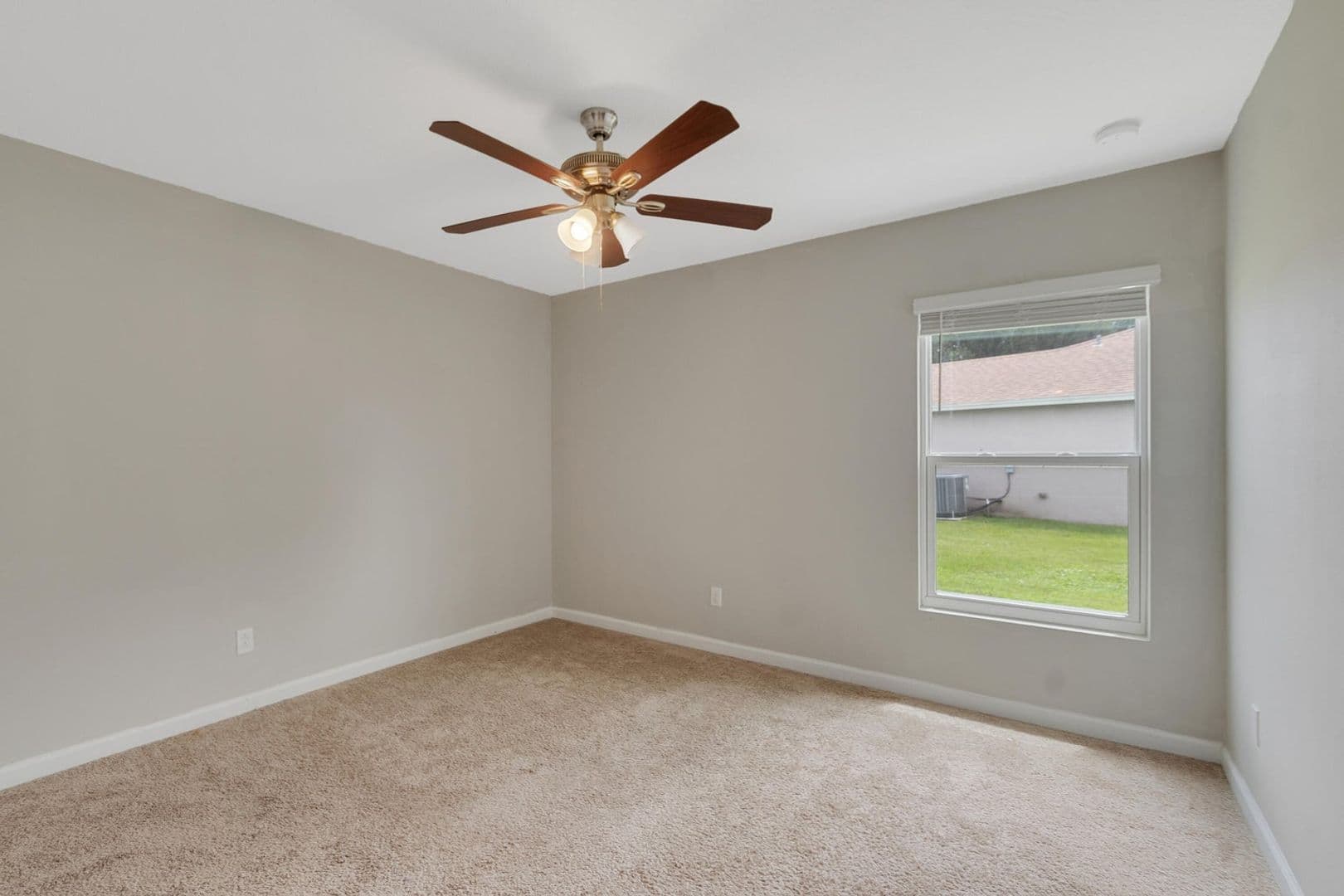 Port St Lucie House: 718 NE Perch Ln- FINDERS FEE ONLY