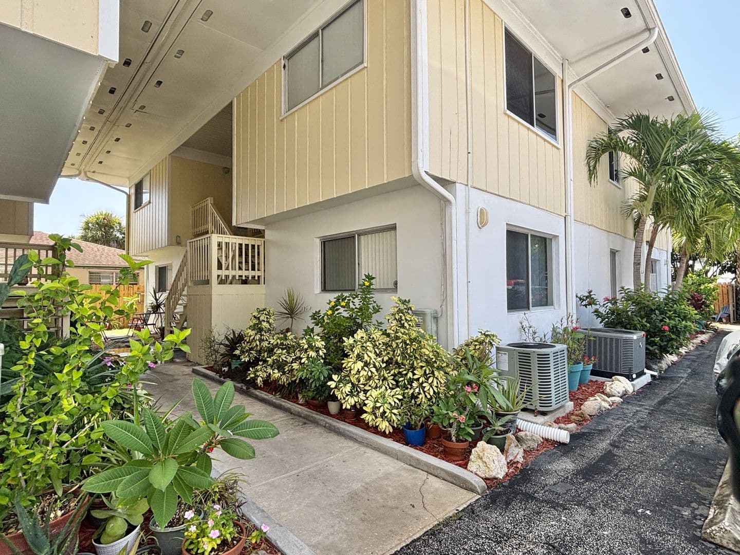 Melbourne Beach Condo: 419 Ocean Avenue  #406