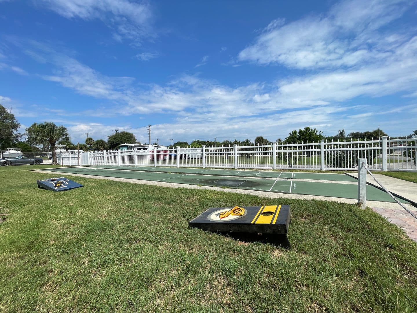 Satellite Beach House: 270 Queens Ct