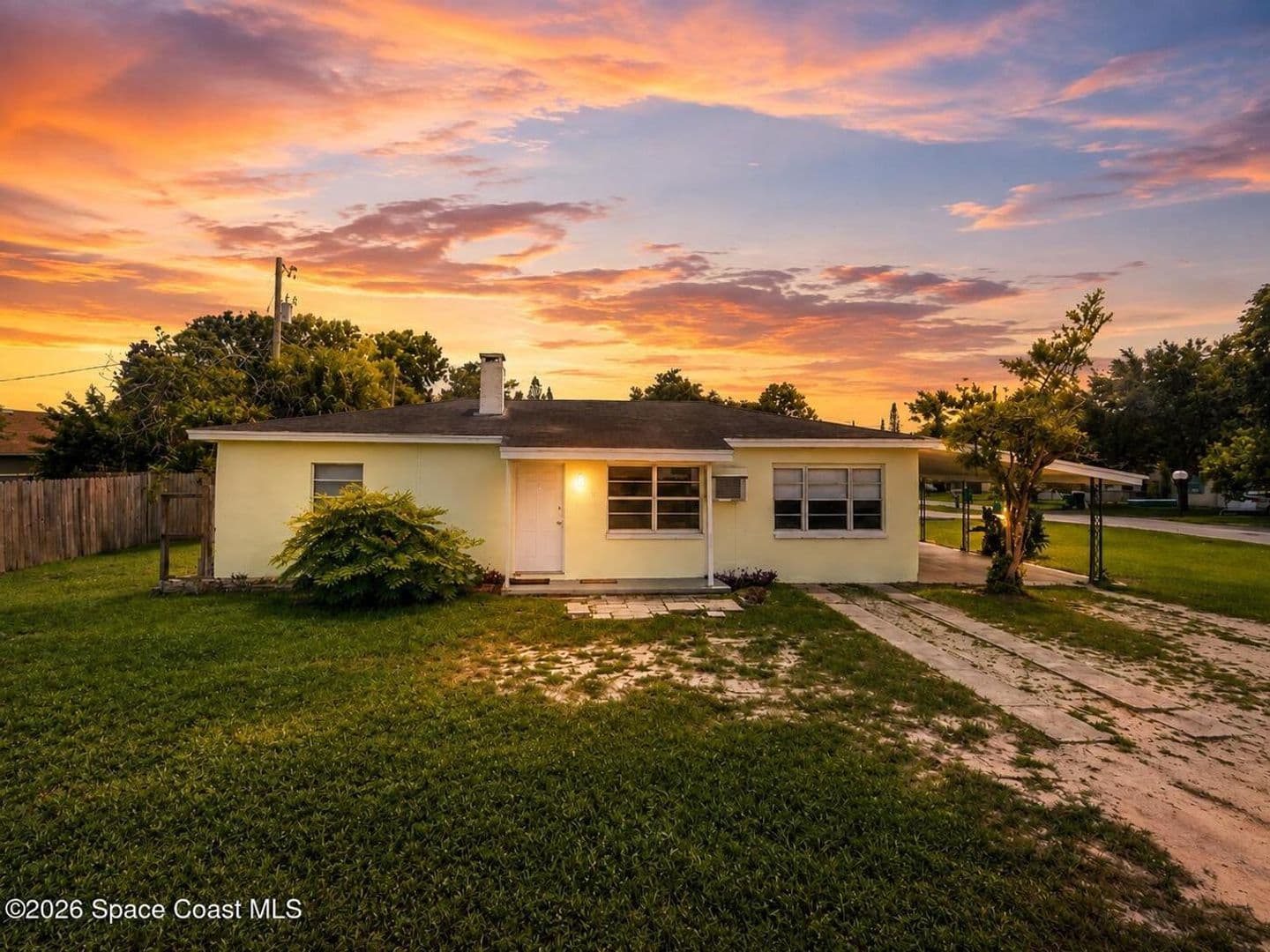 Cocoa Beach House: 1105 Park Drive