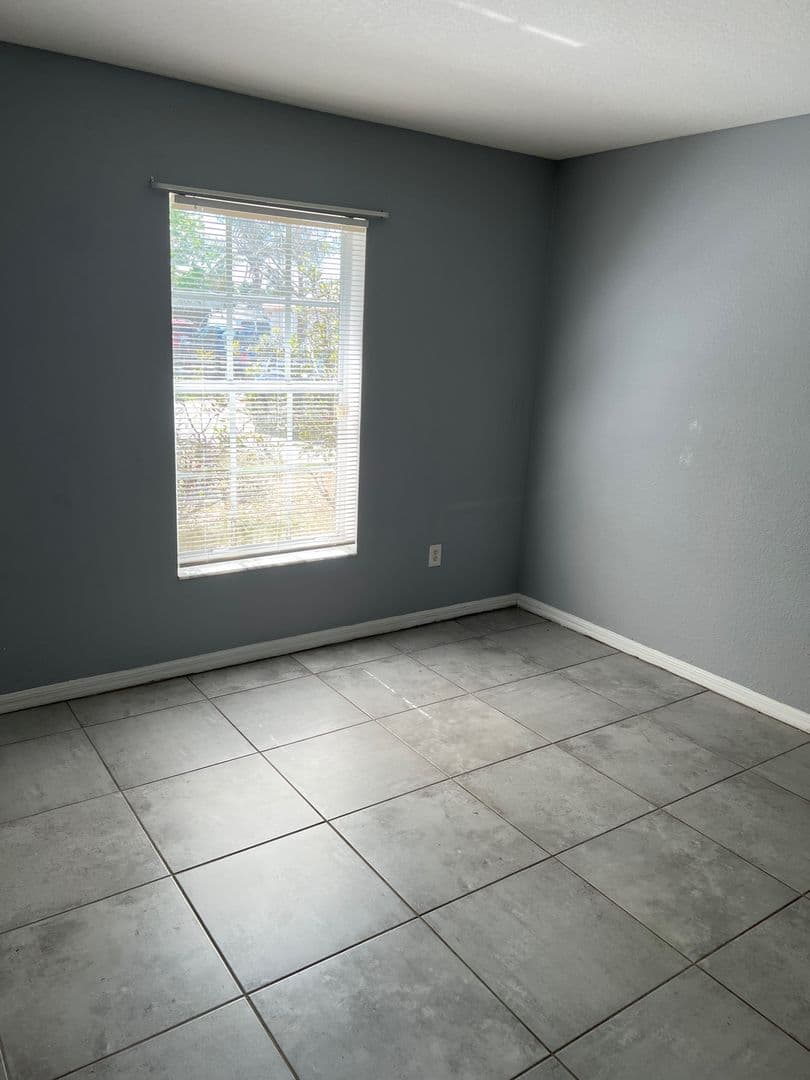 Pt St Lucie House: 517 SW Fairway Avenue