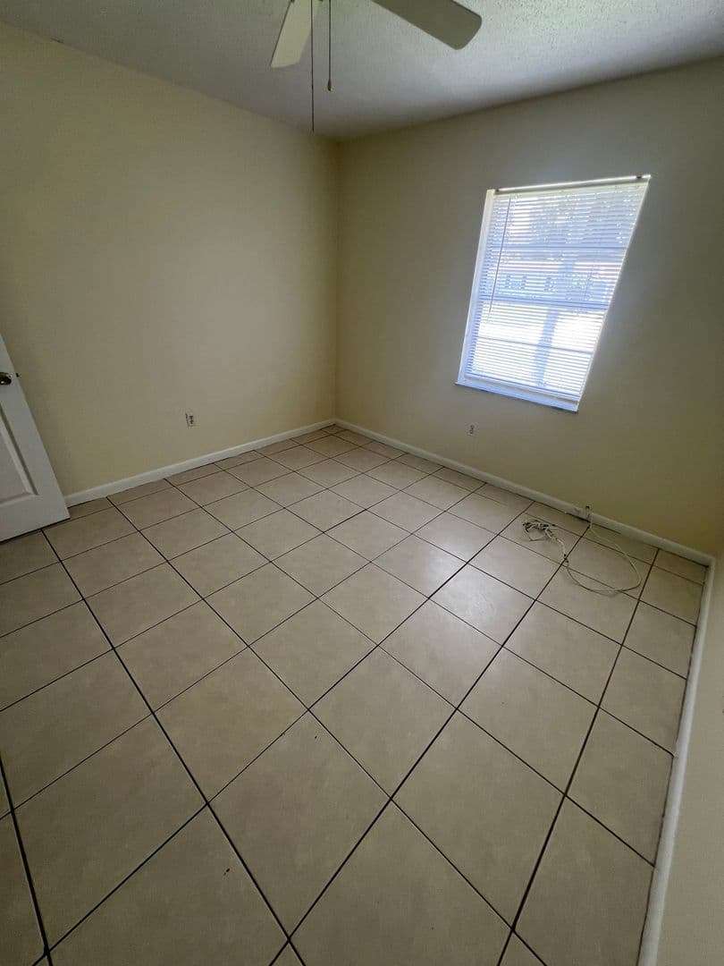 Ft Pierce House: 1024 Jamaica Avenue