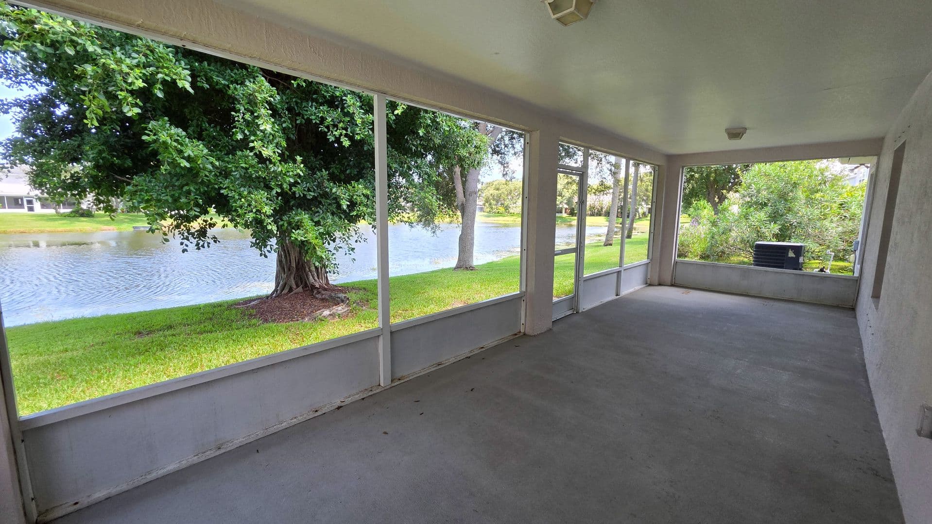 Vero Beach House: 2644 12th Square SW