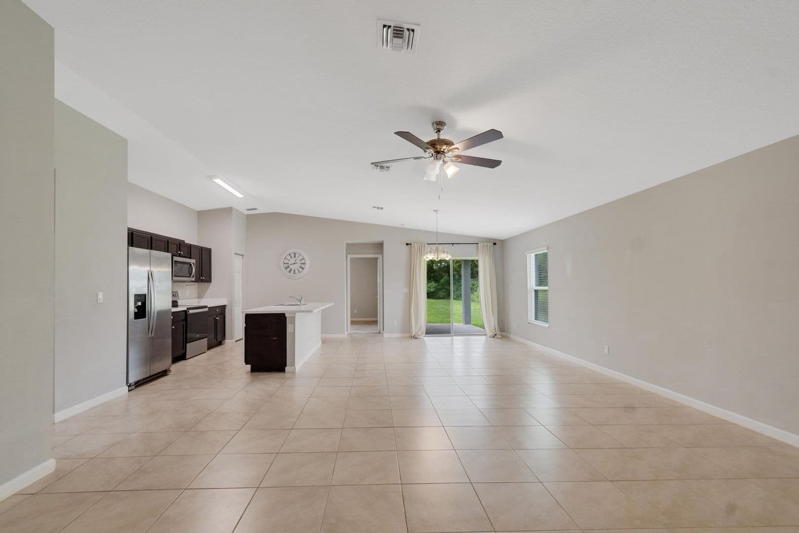 Port St Lucie House: 718 NE Perch Ln- FINDERS FEE ONLY