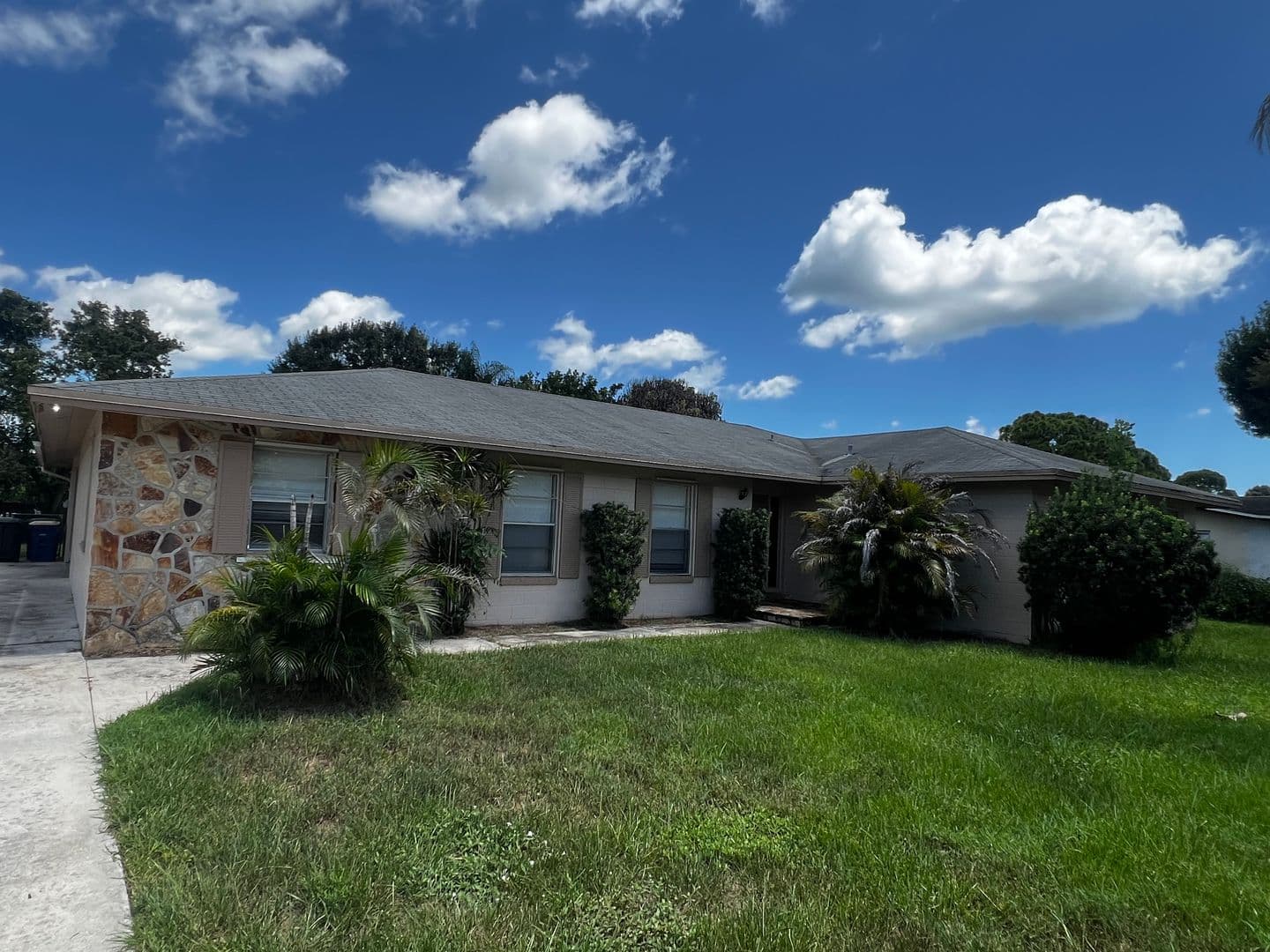 Ft Pierce House: 1024 Jamaica Avenue