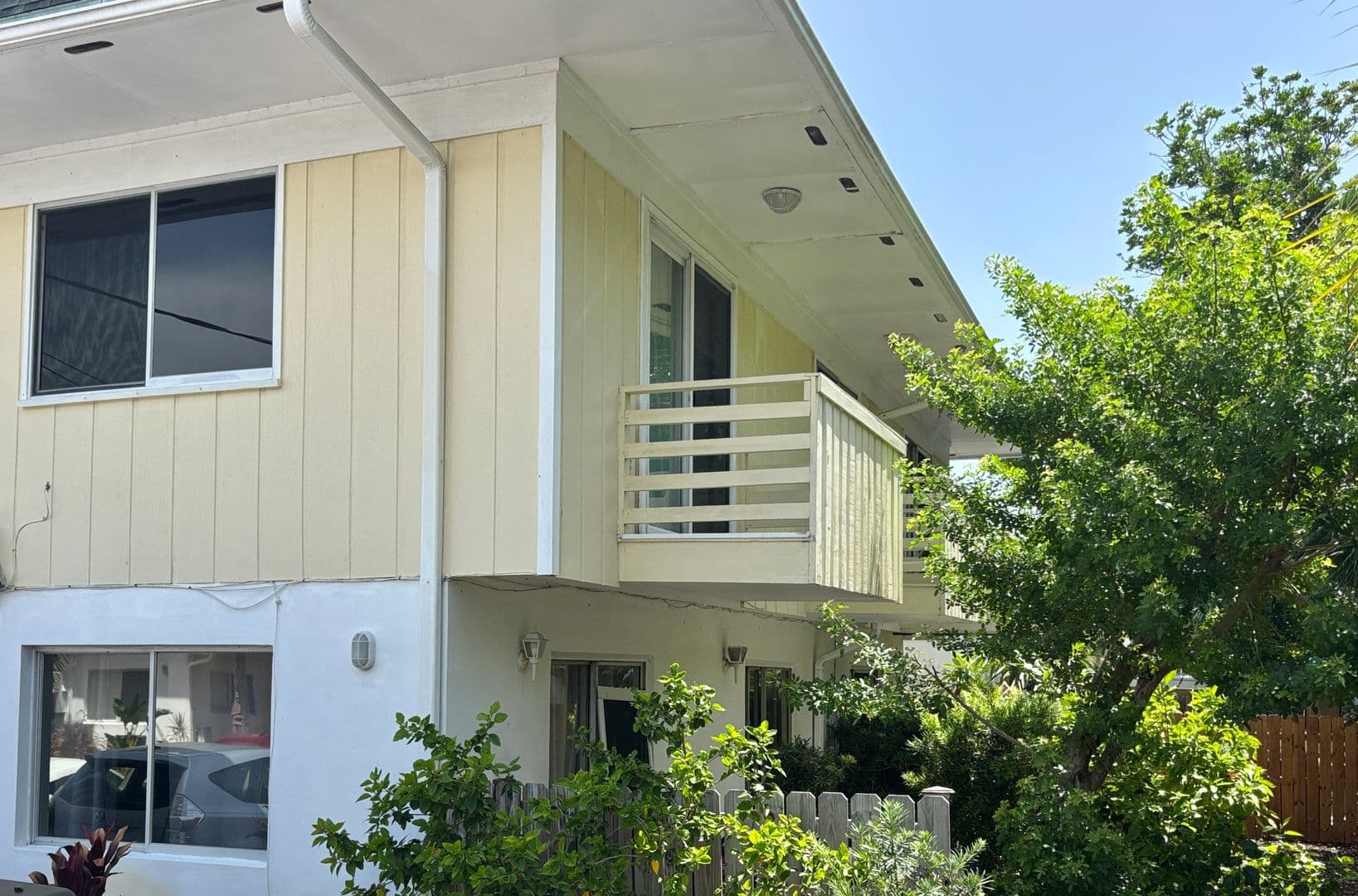 Melbourne Beach Condo: 419 Ocean Avenue  #406