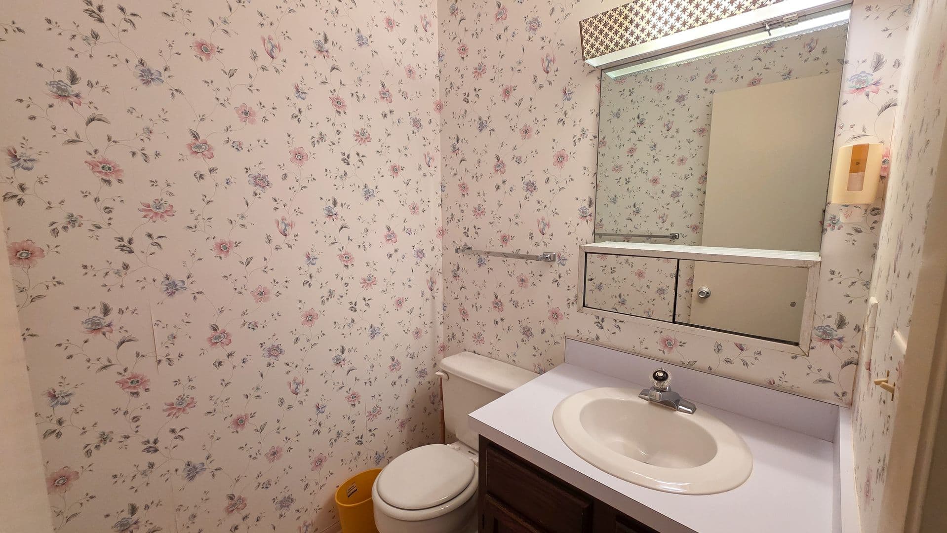 Vero Beach Condo: 60 Woodland Dr  #205