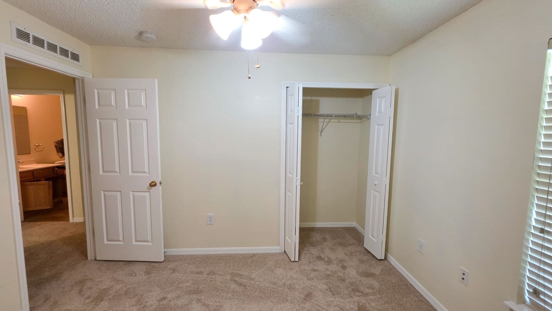 Vero Beach House: 2644 12th Square SW