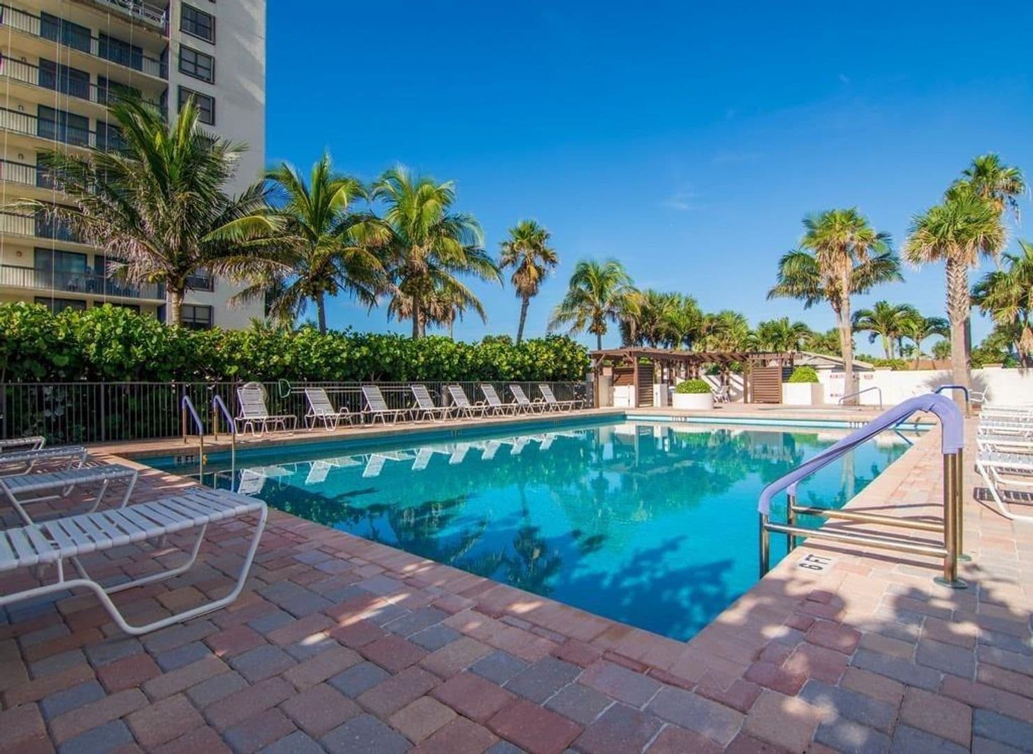 Ft Pierce House: 3120 N Highway A1A Unit 1302