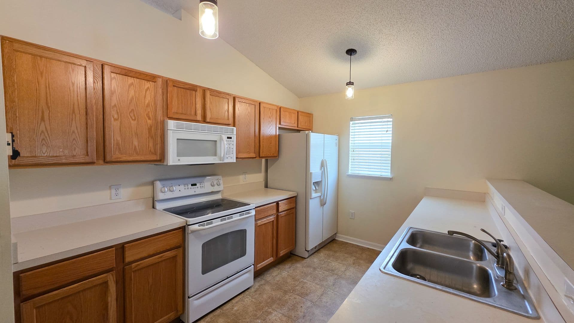 Vero Beach House: 2644 12th Square SW