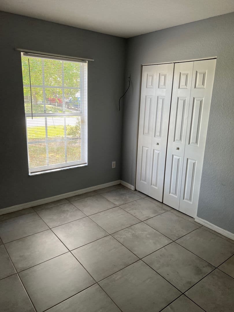 Pt St Lucie House: 517 SW Fairway Avenue