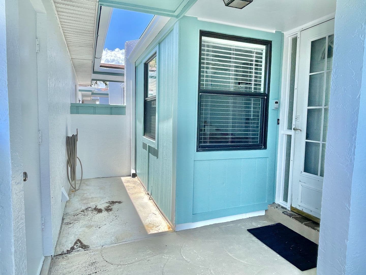 Satellite Beach House: 270 Queens Ct