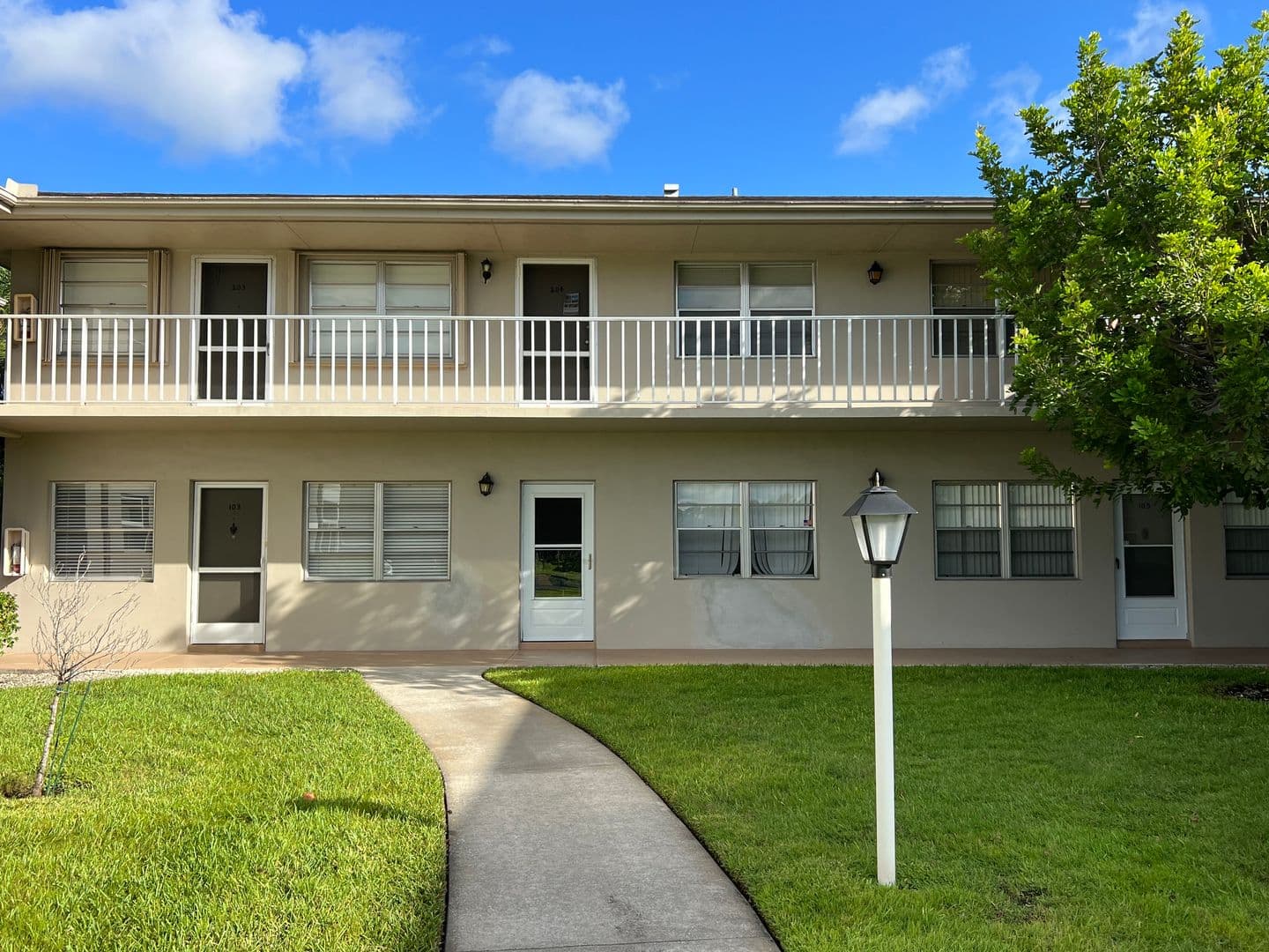 Pt St Lucie Condo: 7 Lake Vista Trail #204